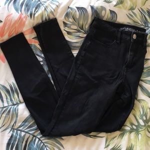 American Eagle Black High Rise Jegging
